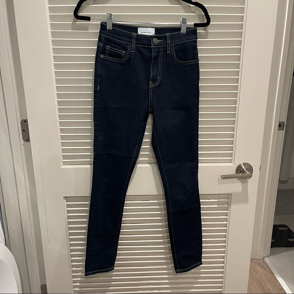𝅺current Elliot skinny jean size 24